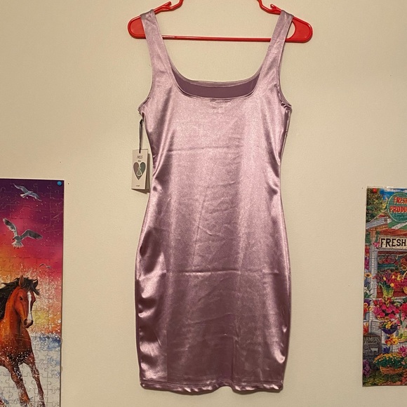 Dress - Picture 2 of 2